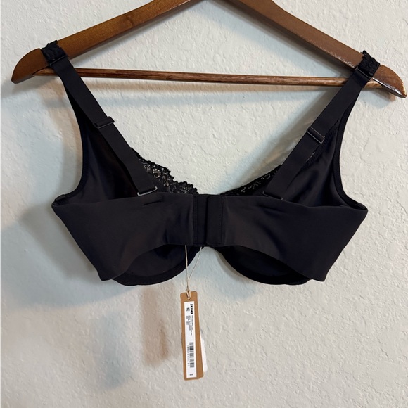 SKIMS Fits Everybody Lace Unlined Full Coverage Bra 36DD - Picture 6 of 7